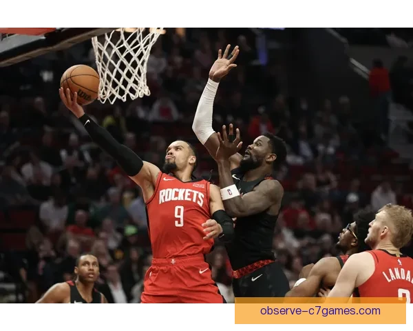 NBA季后赛风云再起巨星对决交易流言引爆联盟新格局全面