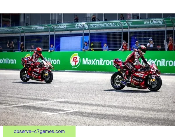 惊心动魄赛季开幕战MotoGP车手激烈角逐精彩瞬间