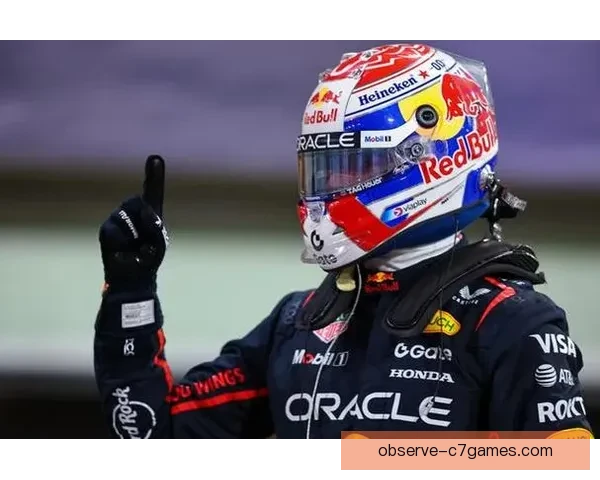 F1赛季最新动态：红牛车队优势明显 汉密尔顿展现强势反击信号